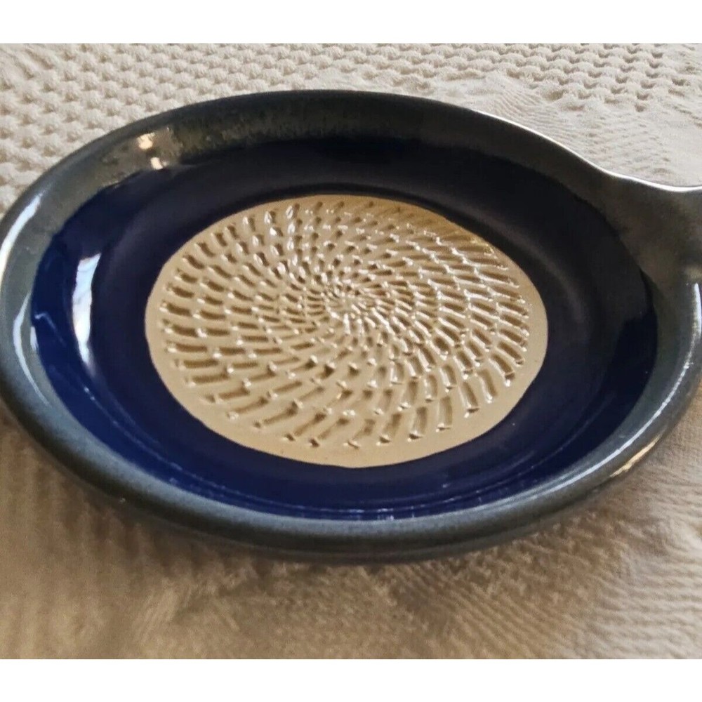 Tumbleweed Pottery Blue Garlic, Cheese Grater Lemon Zester Ginger Dipping Dish - Picture 4 of 7